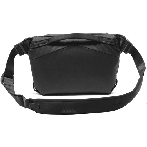 Peak Design 6L V2 Black Everyday Sling 005